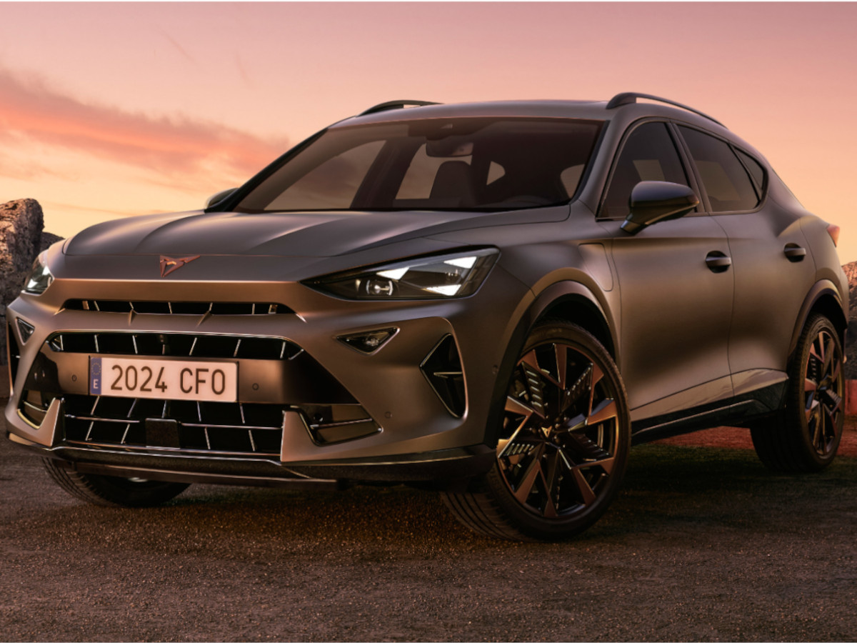 Cupra Formentor híbrido gris