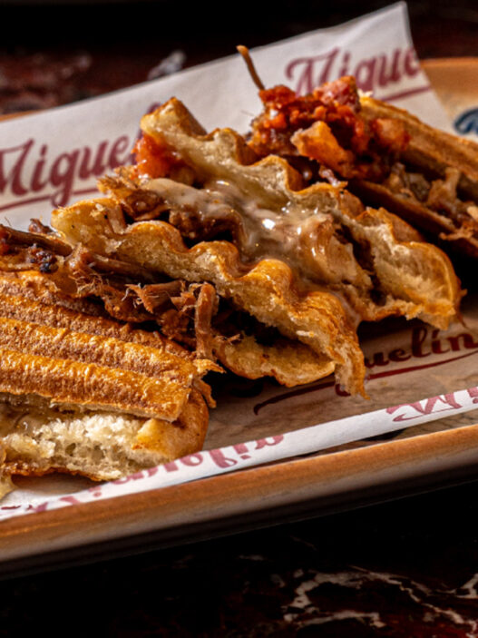 Tapa de la Taberna Miguelín, en Madrid. Imagen destacada para un artículo sobre bares recomendados para ir de picoteo por Madrid en 2026