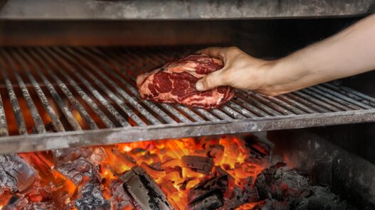 Carne a la brasa del restaurante La Quinta de Sevilla