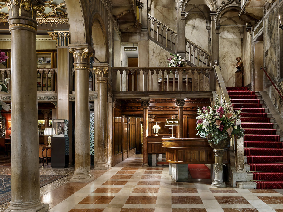 Hall del hotel Four Seasons Danieli, Venecia, Italia