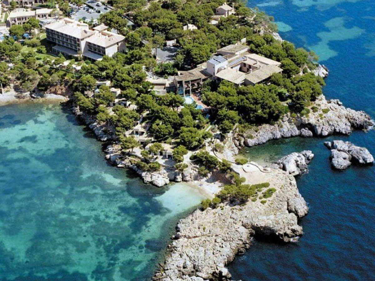 Vista aerea del hotel Mandarin Oriental Punta Negra, Mallorca, España
