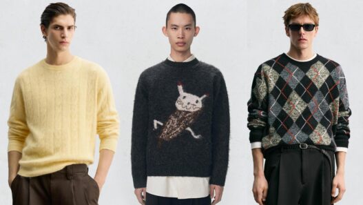 Tres modelos vestidos con jerseys de zara de la colección de Zara Navidad 2025