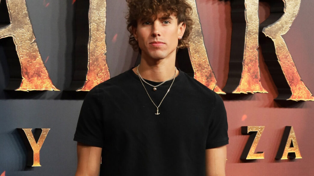 El actor e influencer Mike Fajardo en la presentación de la película Avatar Fuego y Ceniza, en Madrid, diciembre de 2025