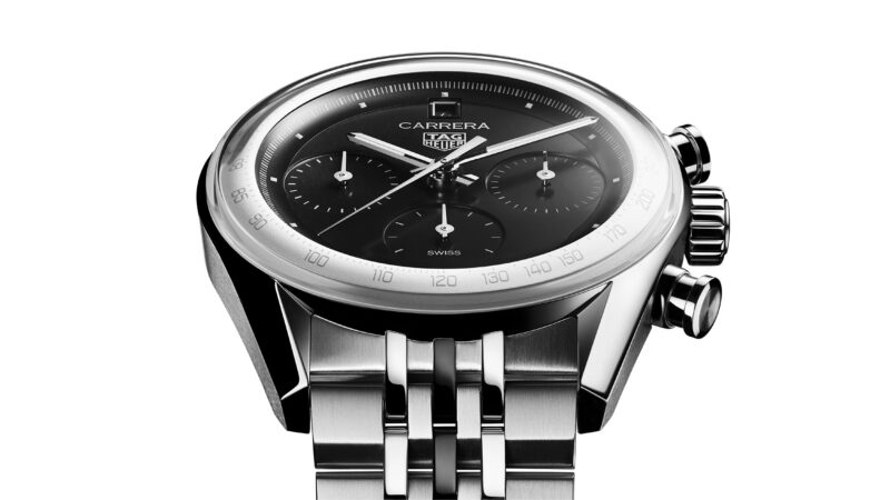 Reloj TAG Heuer Carrera Chronograph x fragment Limited Edition con esfera negra y diseño glassbox.