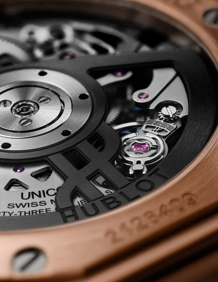 Hublot Big Bang Original Unico King Gold Ceramic 2026 vista frontal con bisel de cerámica negra