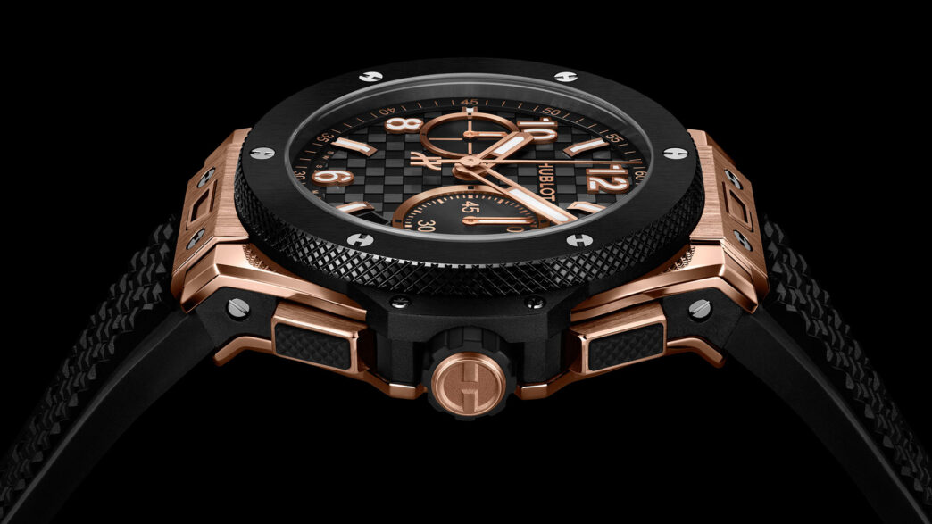 Movimiento Unico MHUB1280 de Hublot visto a través del fondo de zafiro