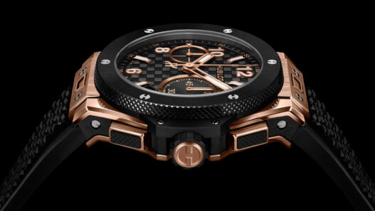 Movimiento Unico MHUB1280 de Hublot visto a través del fondo de zafiro