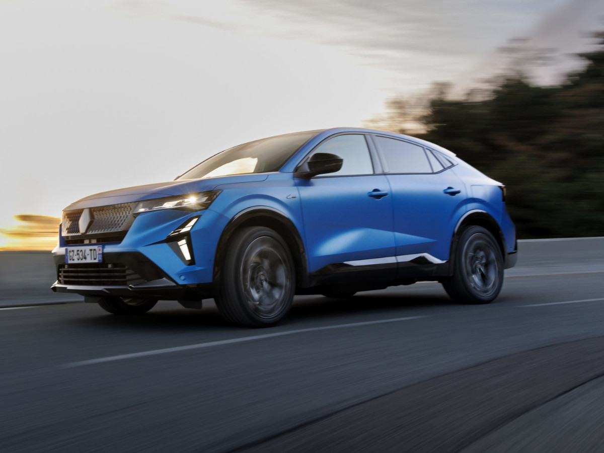 Renault Rafale E-Tech color azul