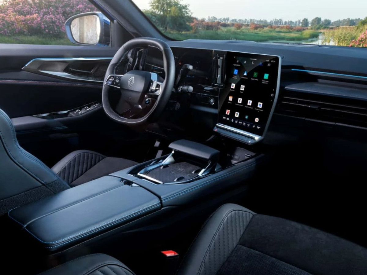 Interior del Renault Rafale E-Tech