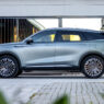 Nuevo OMODA 9 SHS en color gris, un coche muy recomendado para conductores que hacen 20.000 km al año.