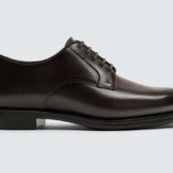 Ni tan serios, ni tan informales: Zara lanza los Derby perfectos para ir bien vestido sin parecer que vas de boda Zapato de vestir estilo Derby para hombre de Zara invierno 2026