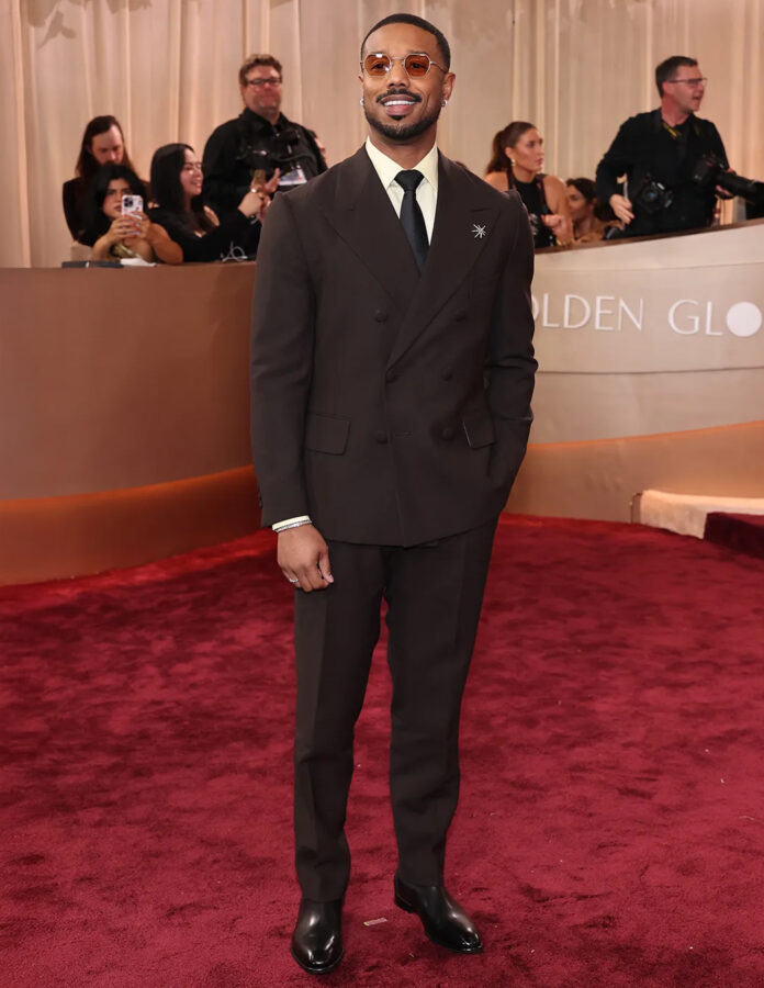 Michael B. Jordan posa en la alfombra roja de los Globos de Oro 2026
