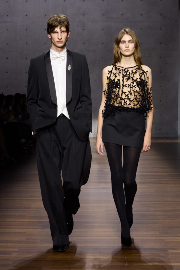 look desfile Emporio Armani hombre otoño/invierno 2026