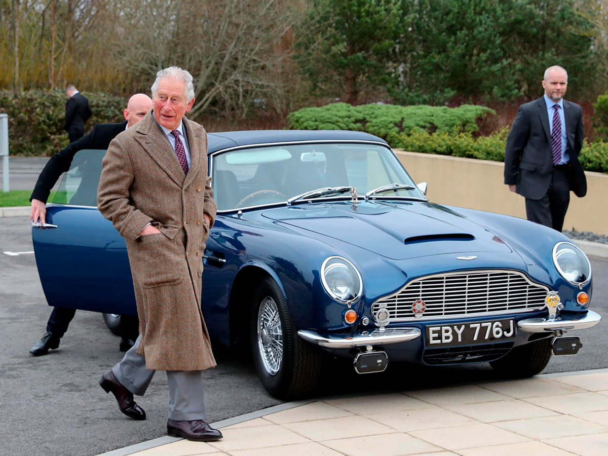 Aston Martin DB6 Volante de Carlos III