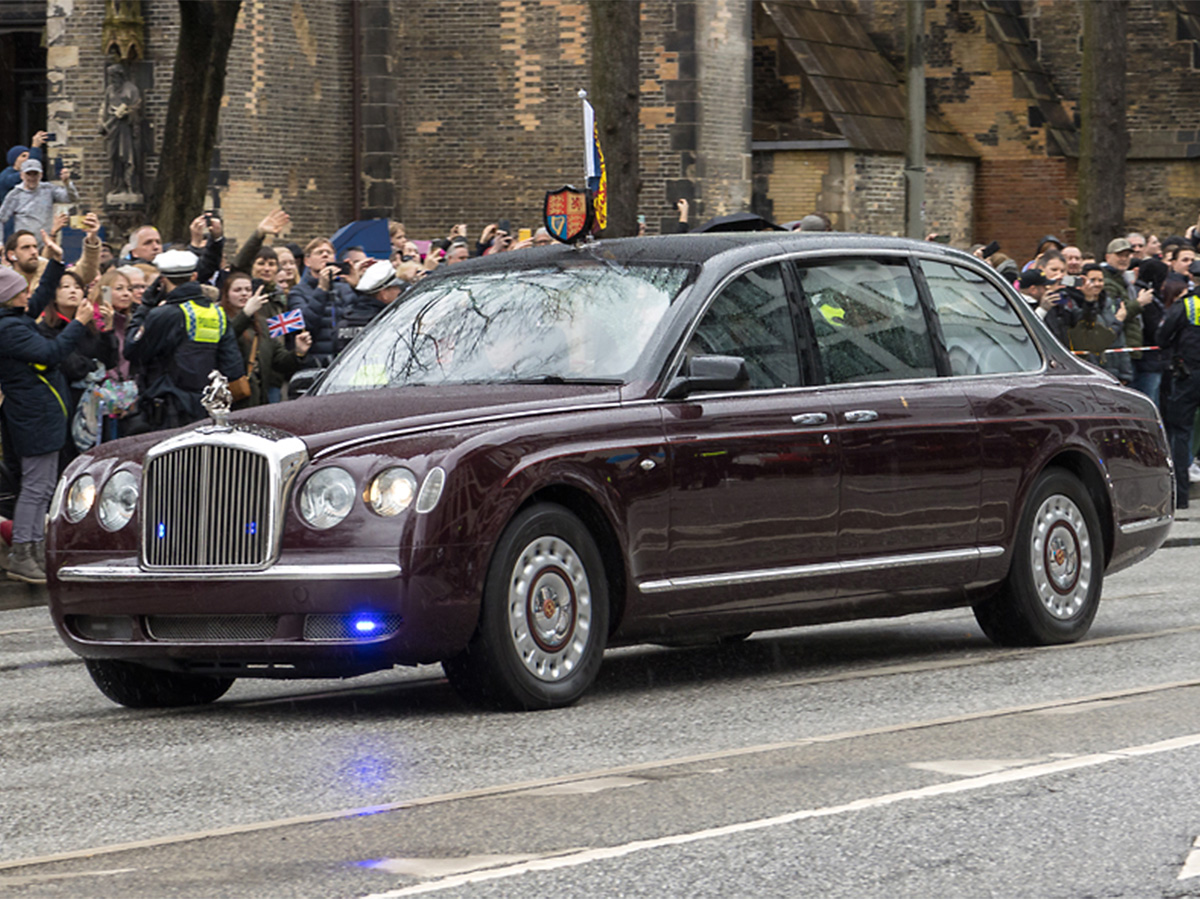 Bentley State Limousine