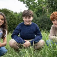 HBO Max prepara el mayor evento de streaming hasta la fecha con el estreno de la nueva serie de Harry Potter… y traerá material que nadie ha visto jamás Los nuevos actores de la serie de Harry Potter de HBO Max.Hermione Granger, Harry Potter y Ron Weasley.