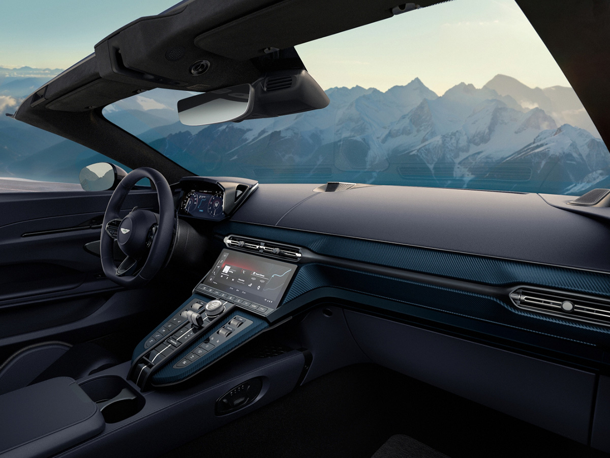 Aston Martin Vantage Interior