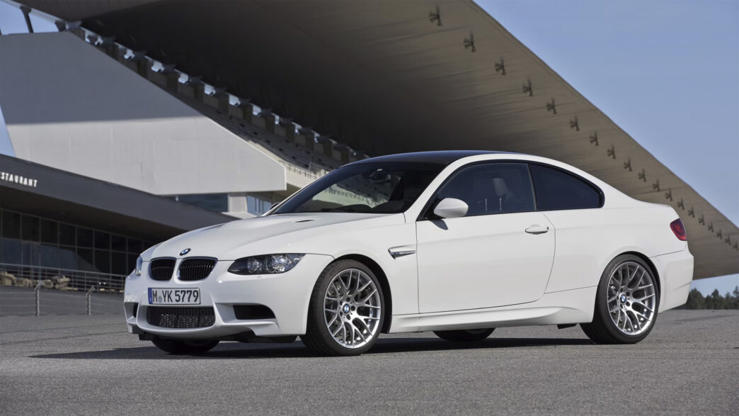 BMW M3 E92 blanco un coche que va a revalorizarse en pocos años