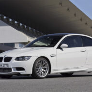 5 coches que cuestan menos de 60.000 euros y en unos años van a duplicar su valor BMW M3 E92 blanco un coche que va a revalorizarse en pocos años