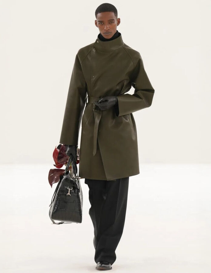 Desfile Tom Ford otoño/invierno 2026 2027 look hombre