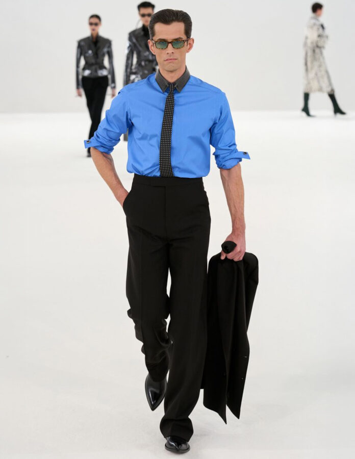 Desfile Tom Ford otoño/invierno 2026 2027 look hombre