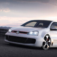 El Volkswagen Golf más loco de la historia tiene un motor W12 de Bentley Volkswagen Golf GTI W12-650 blanco