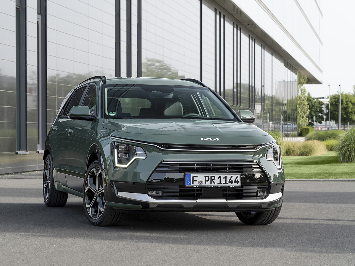 Kia Niro verde, uno de los mejores coches entre 25.000 y 35.000 euros que puedes comprar en 2026