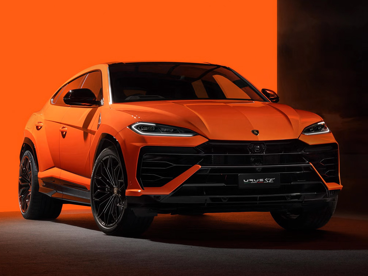 Lamborghini Urus naranja
