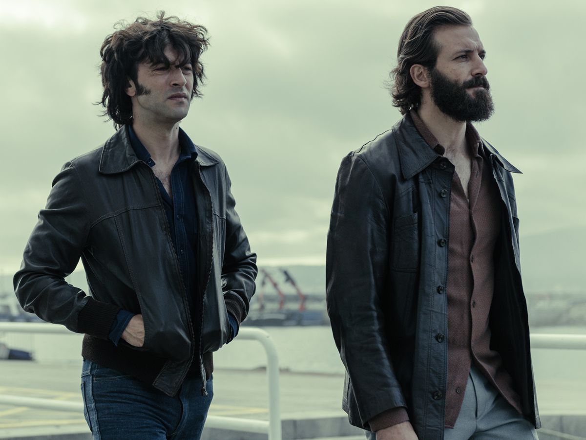 Javier Rey interpreta a Sito Miñanco en la serie Fariña, sobre el narcotráfico gallego en España.