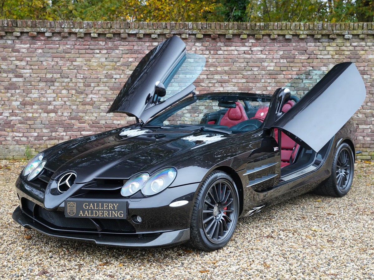 Mercedes-Benz SLR McLaren negro