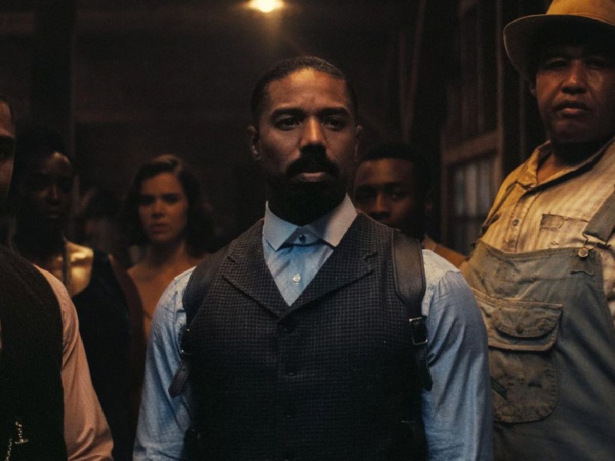 Michael B. Jordan en una escena de la película Los pecadores, nominada al Oscar como mejor película.