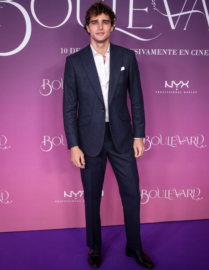 El actor Pepe Barroso posa en la premier de la película Boulevard