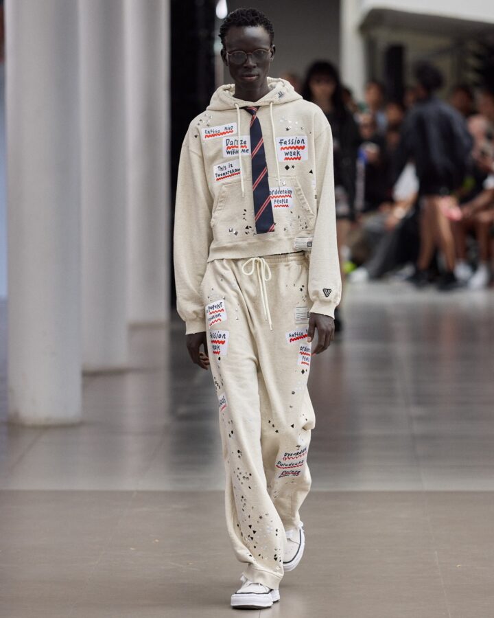 Desfile Maison Mihara Yasuhiro primavera 2026