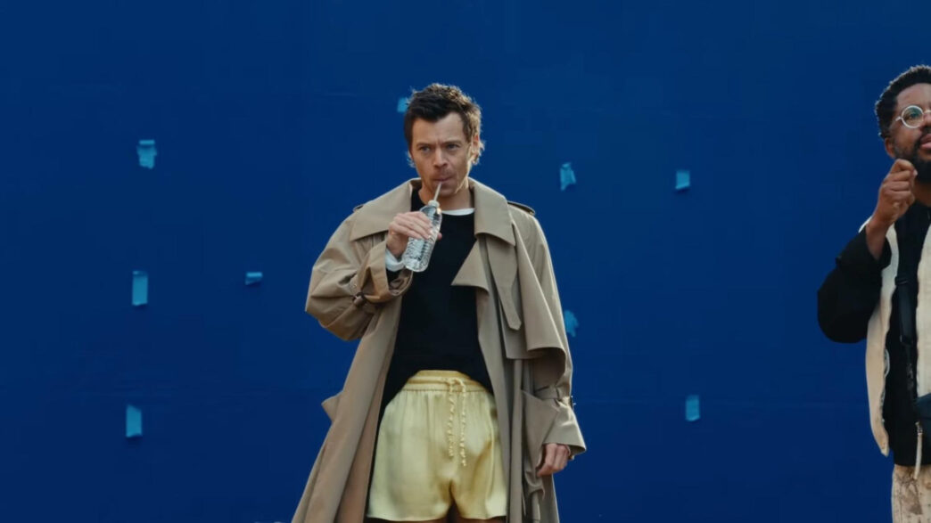 outfit Harry Styles celine videoclip American Girls