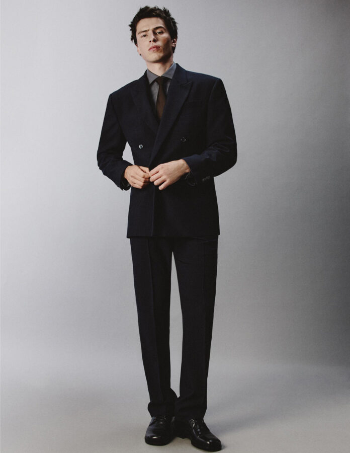 Traje cruzado azul marino de lana