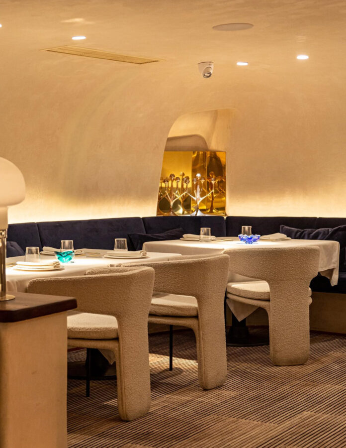 Ikigai restaurante con barra de sushi en Madrid