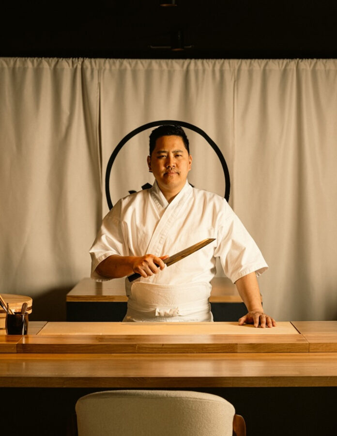 Sen Omasake restaurante con barra de sushi en Madrid