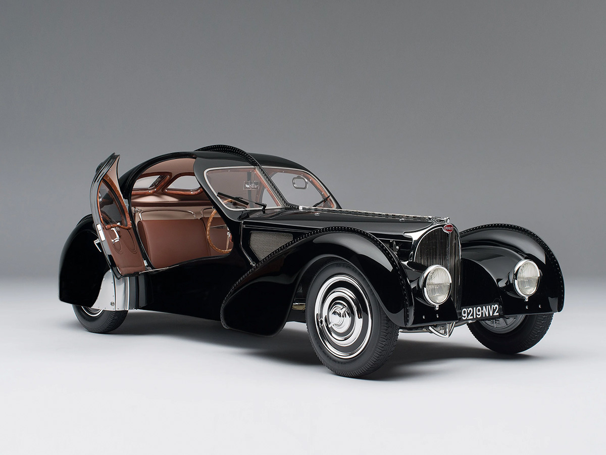 Bugatti Type 57SC Atlantic negro