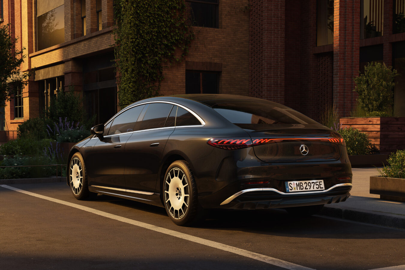 Lateral Mercedes EQS