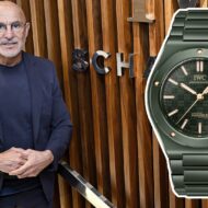 Luis de la Fuente ha estrenado en Madrid uno de los relojes más difíciles de fabricar del año (y ha elegido el color menos esperado) Luis de la Fuente en la boutique de IWC Schaffhausen en Madrid junto al reloj Ingenieur Automático 42 de cerámica verde oliva oscuro