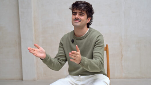 Martin Urrutia durante su entrevista para Rísbel Magazine