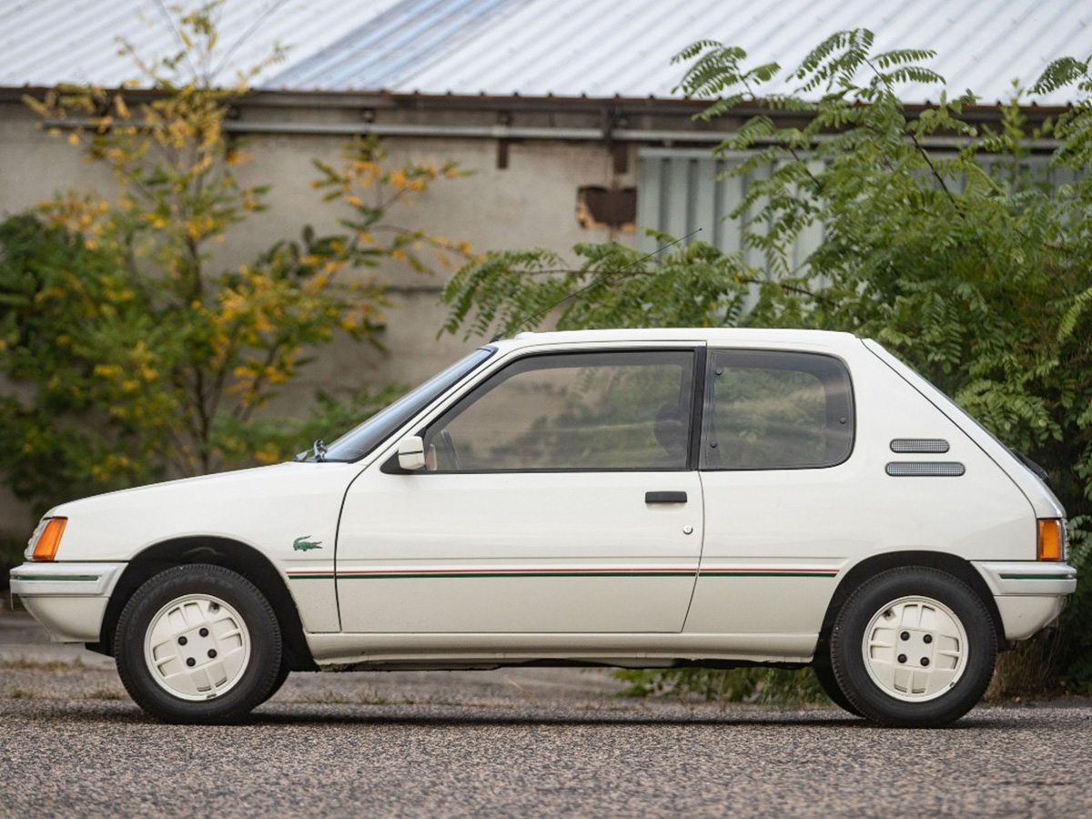 Peugeot 205 Lacoste vista Lateral