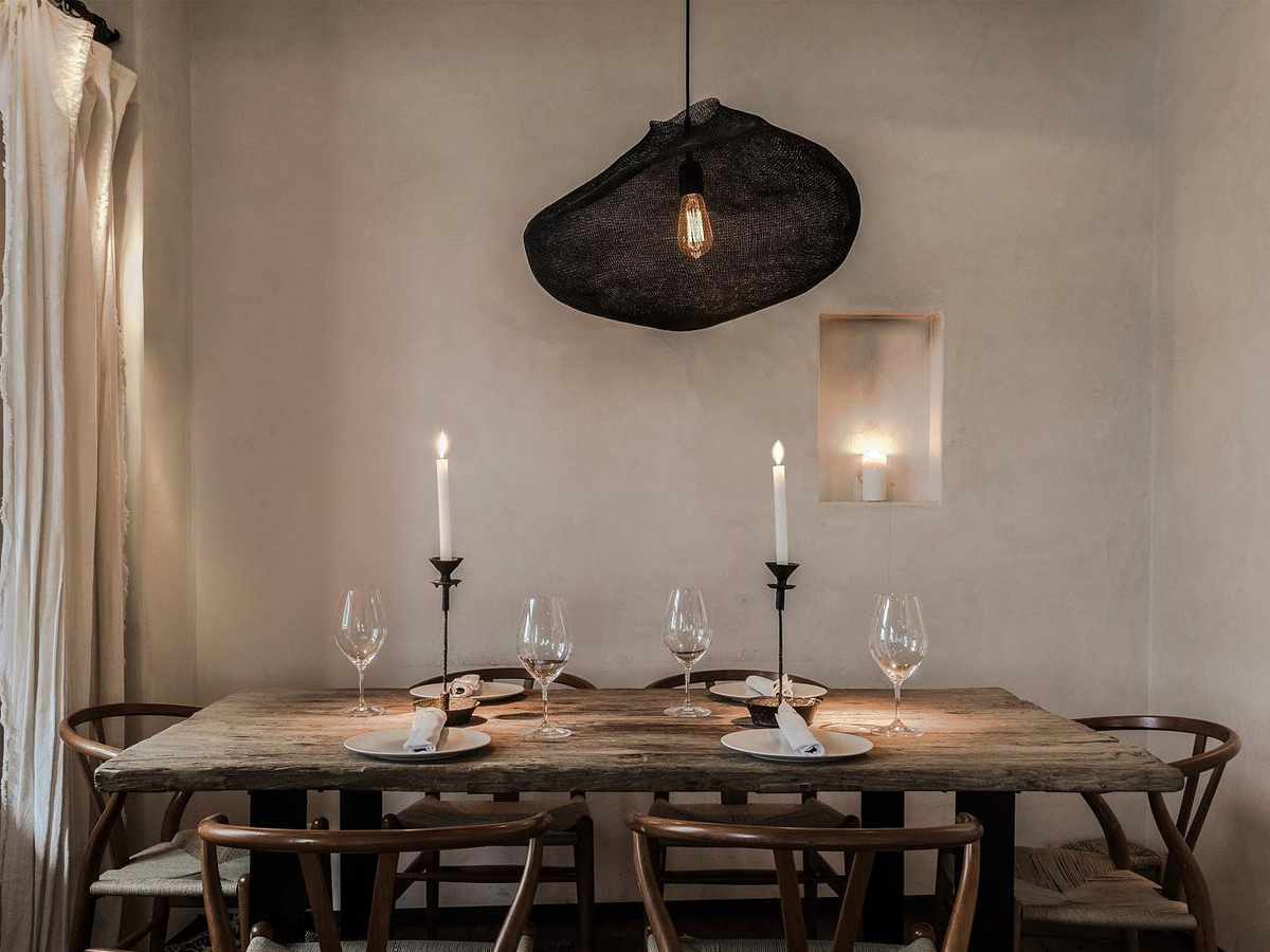 mesa del restaurante Charrúa en Madrid