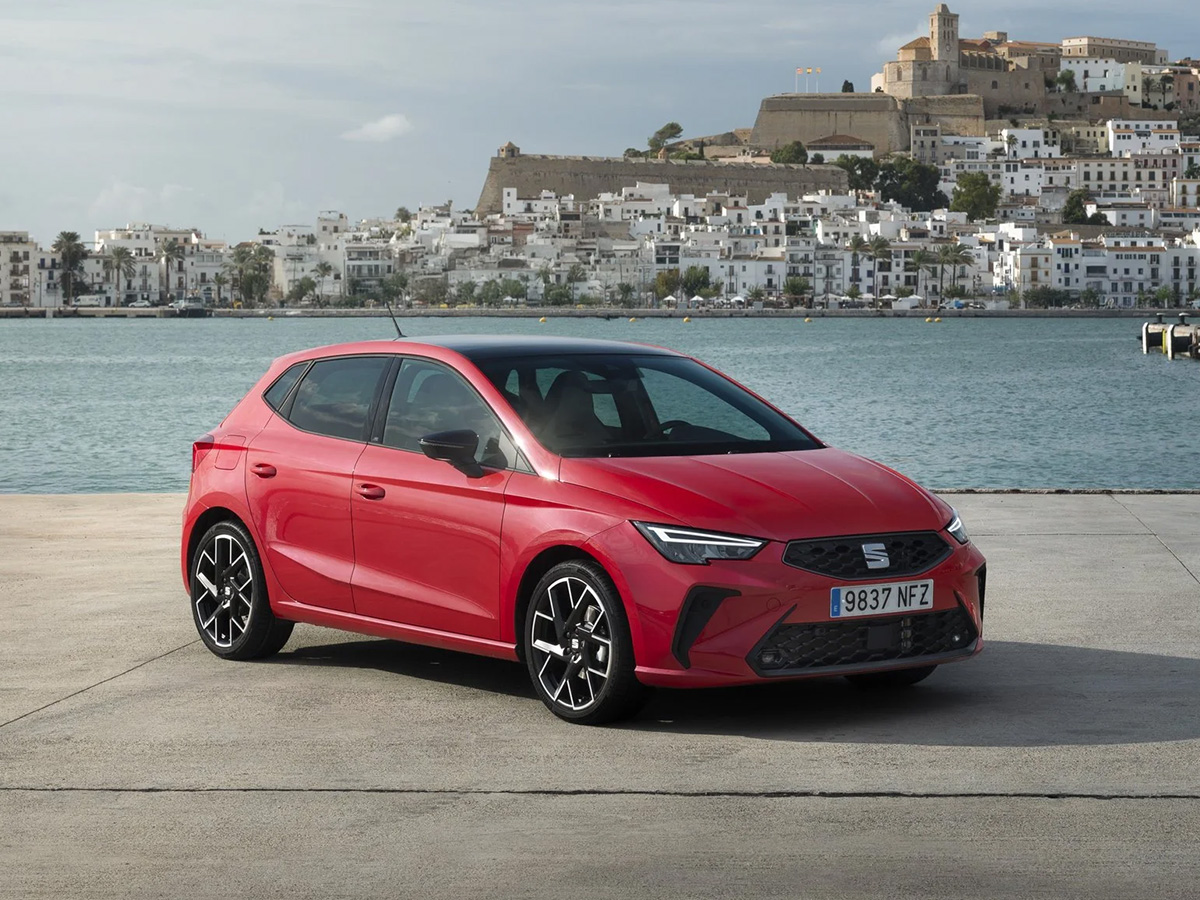 Seat Ibiza rojo