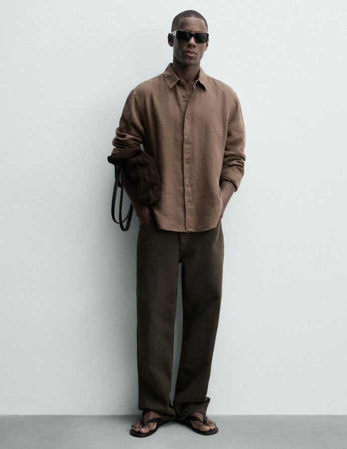 Camisa regular fit 100% lino marrón de Zara hombre