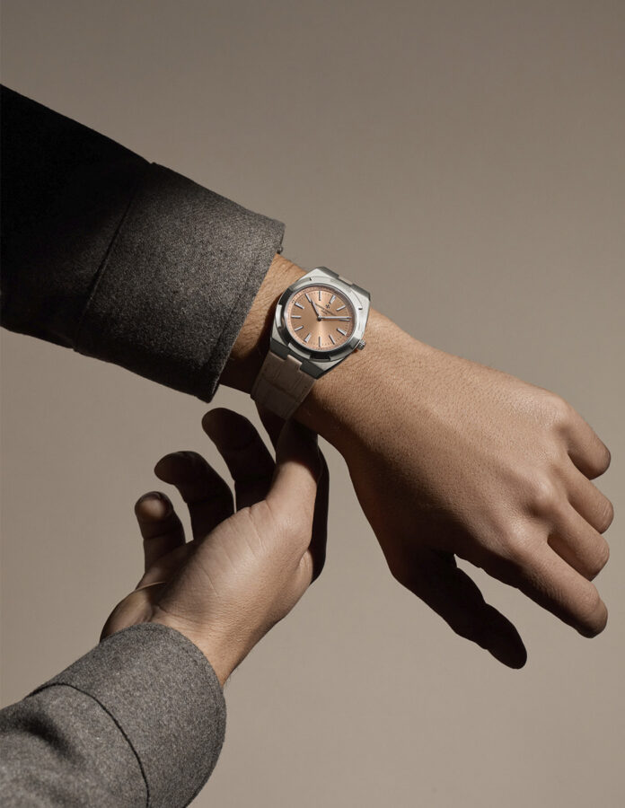 Vacheron Constantin Overseas Ultraplano en muñeca