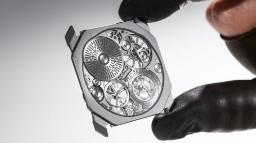 Bvlgari Octo Finissimo Ultra Tourbillon Platino en detalle con caja ultrafina de 1,85 mm 2026