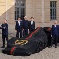 Gucci entra en la Fórmula 1 junto a Alpine y formarán el Gucci Racing Alpine Formula One Team a partir de 2027 Los pilotos de Alpine posaron junto a los máximos responsables del equipo francés y de Gucci durante la presentación del acuerdo