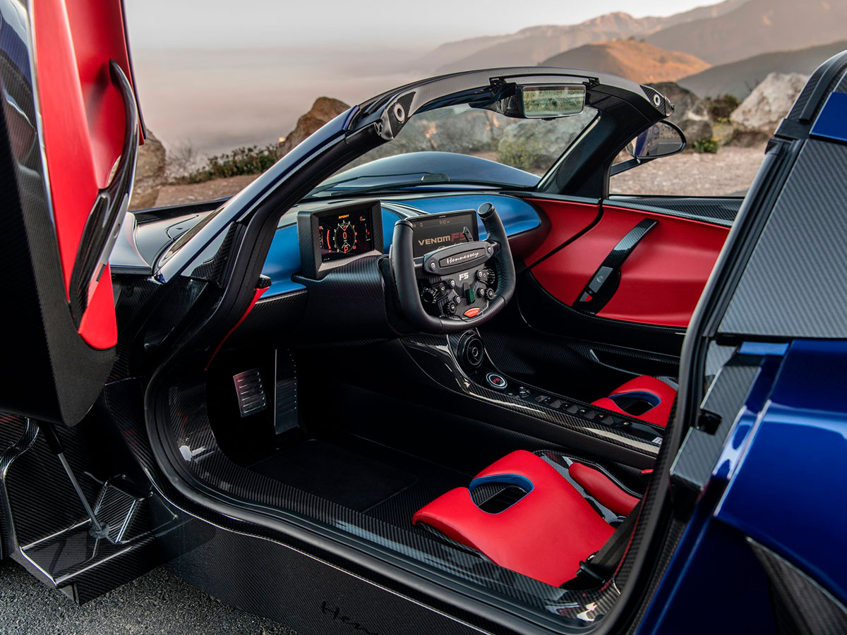 Interior Hennessey Venom F5