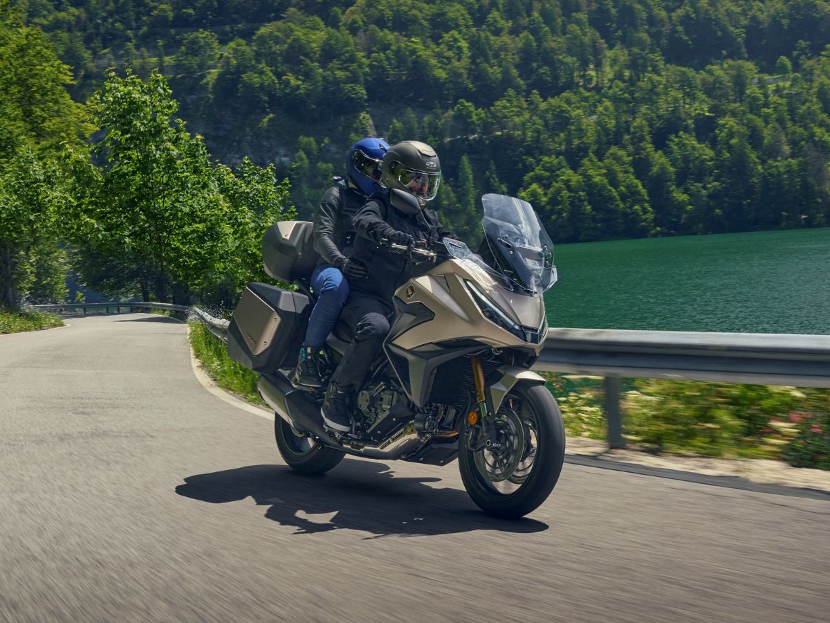 Honda NT1100 Frontal